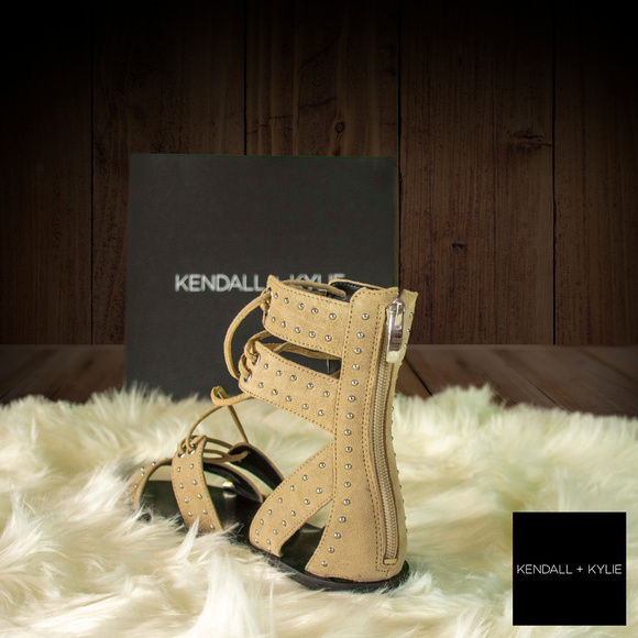 Kendall & Kylie Fabia Studded Gladiator Sandal - Picture 7 of 7